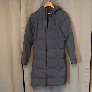 Patagonia Women's Long Puffer Jacket - Charcoal